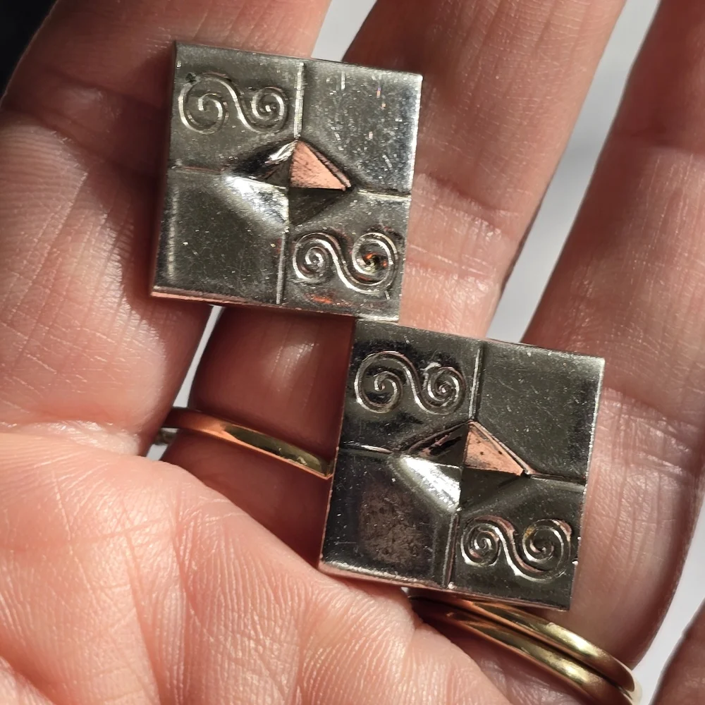 Vintage cuff links silver tone diamond shape square